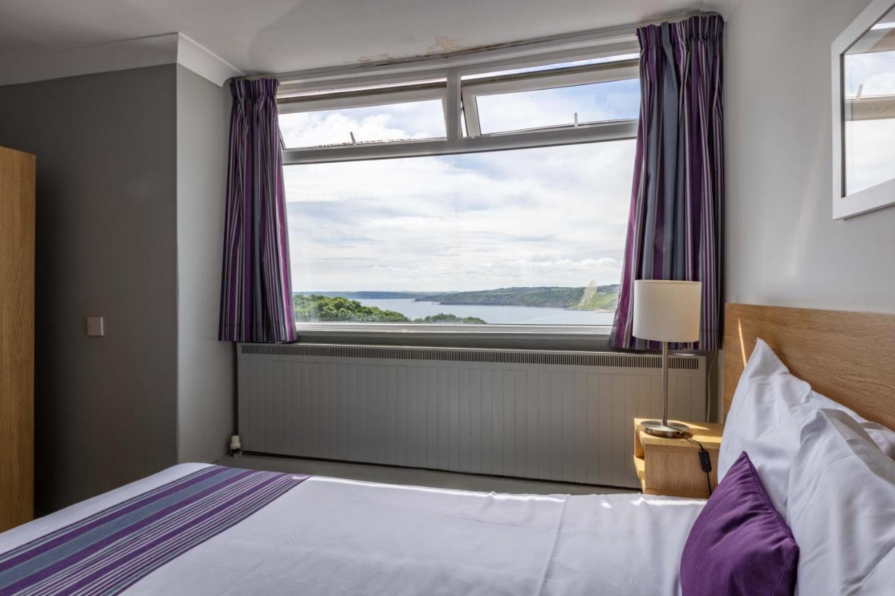 The Norbreck Hotel By Compass Hospitality Scarborough Habitación foto